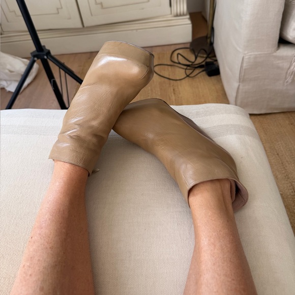 Free People Pura Lopez Light Tan Leather Wedge Booties Super comfortable Sexy ❤️ - Picture 1 of 16